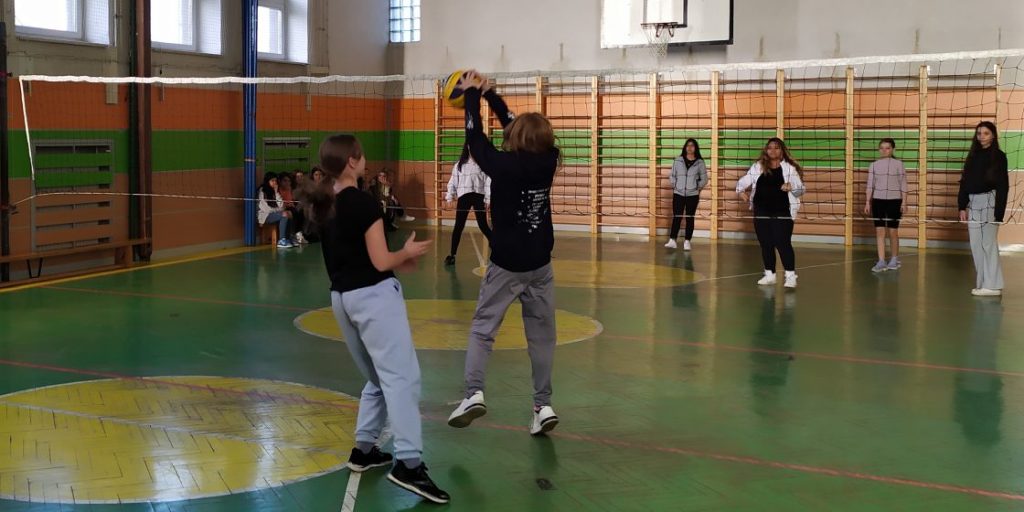 Turnaj dívek v přehazované ZŠ Jarošova