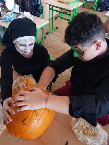 Halloweenský projektový den na II. stupni 08