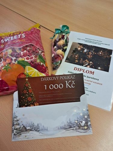 Ozdoby na vánoční strom magistrátu 2025 05